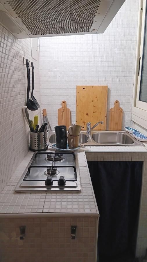 Dimora Danicla Apartment Napoli Bagian luar foto