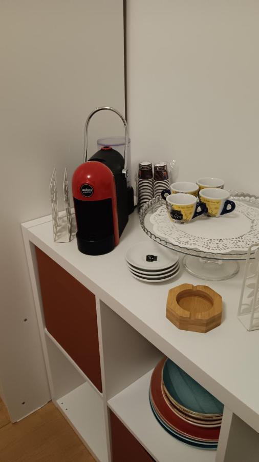 Dimora Danicla Apartment Napoli Bagian luar foto