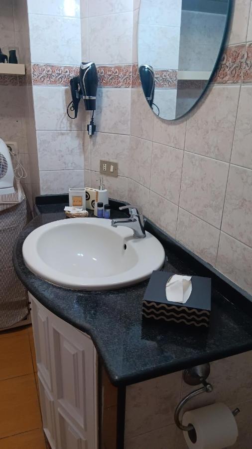 Dimora Danicla Apartment Napoli Bagian luar foto