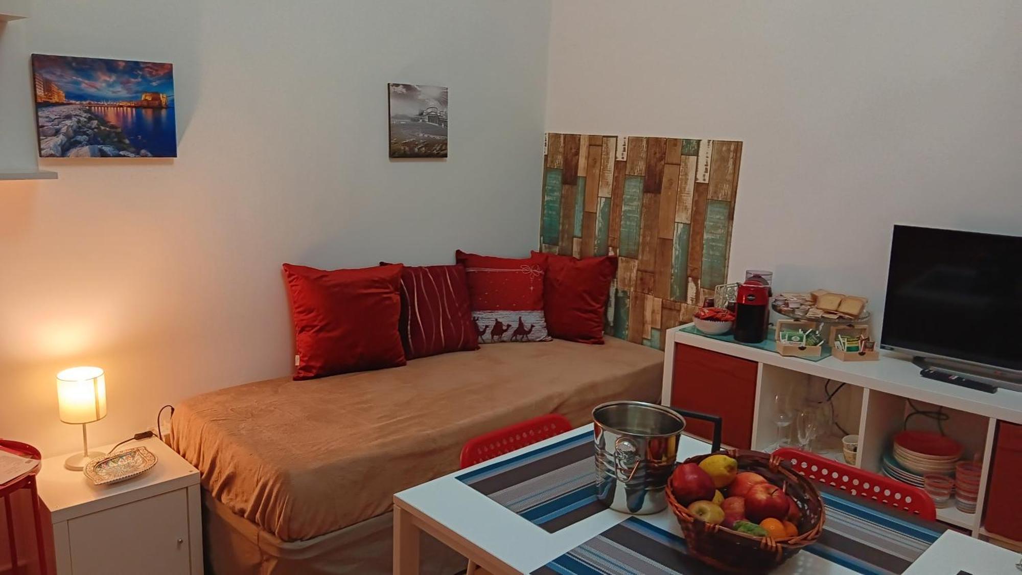 Dimora Danicla Apartment Napoli Bagian luar foto